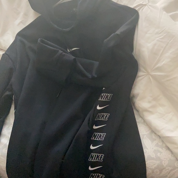 Womens Dri Fit hoodie - Picture 2 of 2